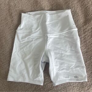 ALO Yoga Women's White Bike Shorts